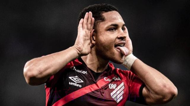 解约金1亿欧!巴媒:皇马巴萨关注巴西17岁天才罗克 解约金1亿欧!巴媒:皇马巴萨关注巴西17岁天才罗克